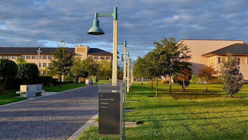 Ave Maria University campus photo 4