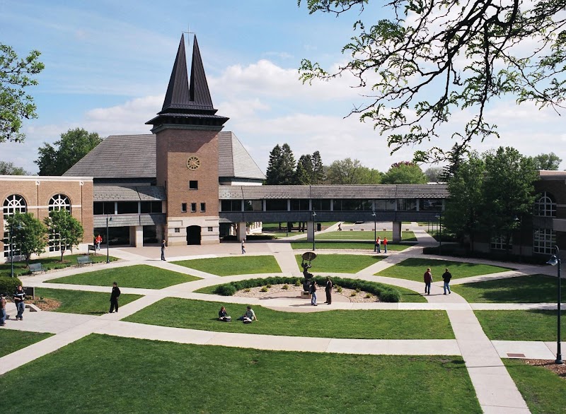 Wartburg College campus photo 3