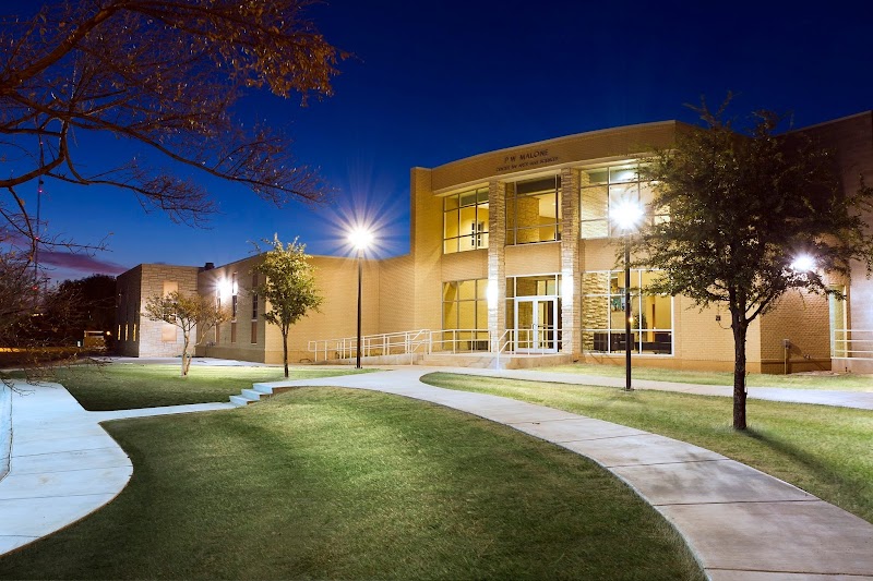 Howard College campus photo 2