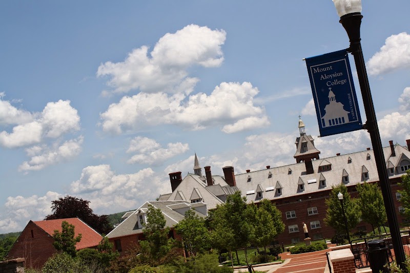 Mount Aloysius College campus photo 3