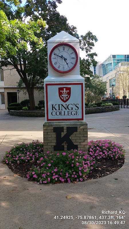 King's College campus photo 2