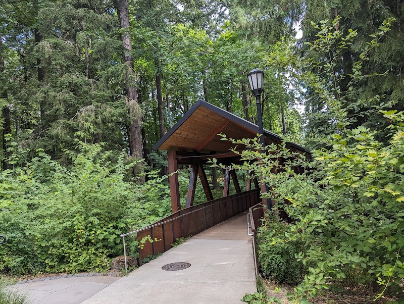 Lewis & Clark College campus photo 5