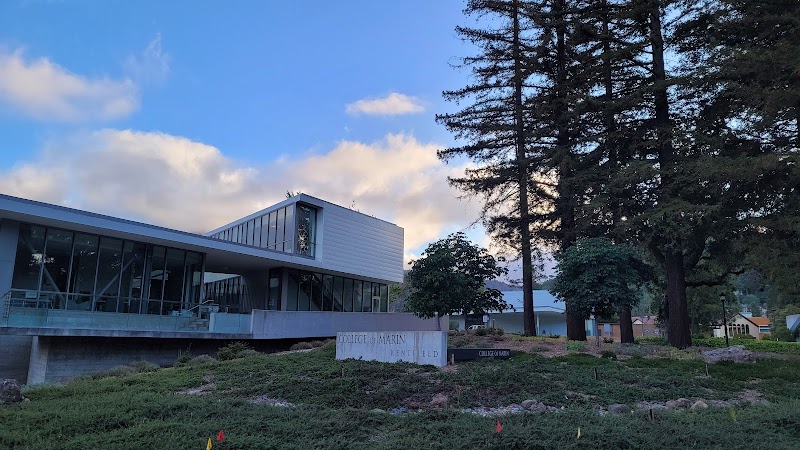College of Marin campus photo 2