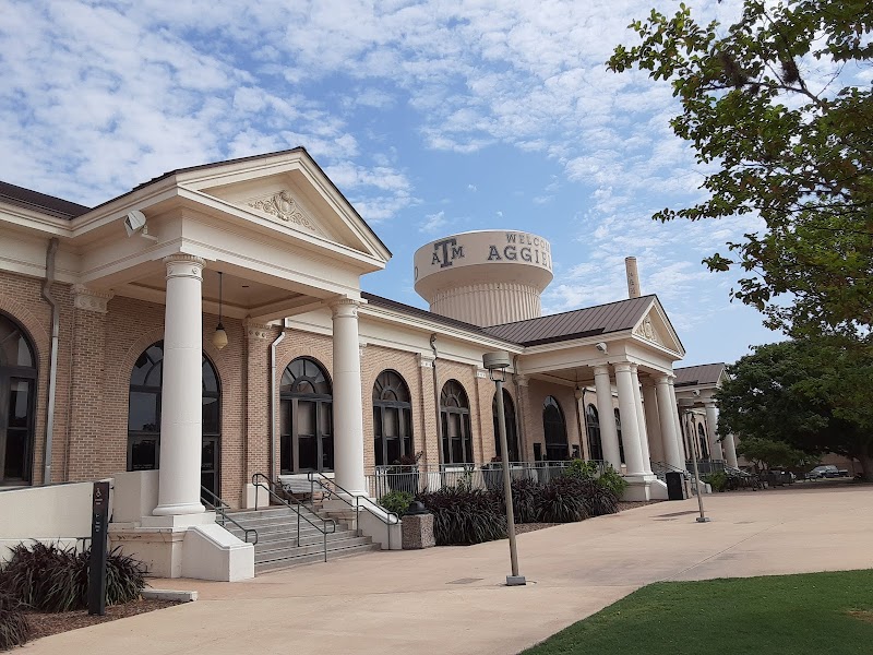 Texas A & M University-College Station campus photo 4