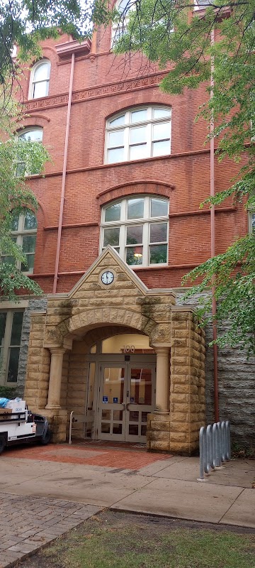 Macalester College campus photo 4
