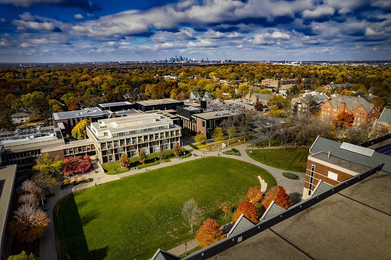 Macalester College campus photo 5