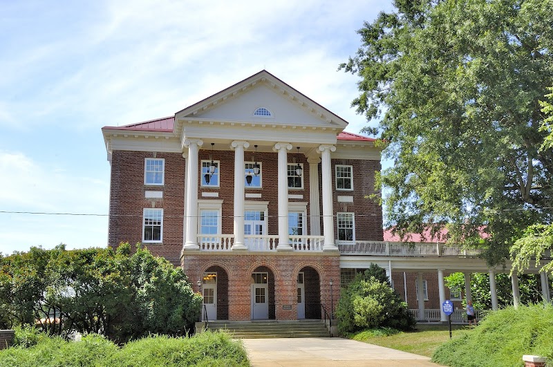 Longwood University campus photo 3