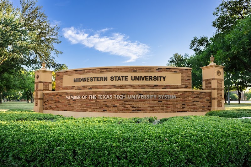 Midwestern State University campus photo 2