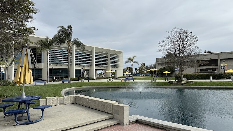 Cypress College campus photo 4