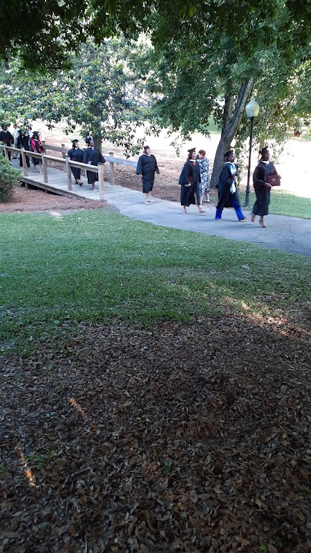 Huntingdon College campus photo 4