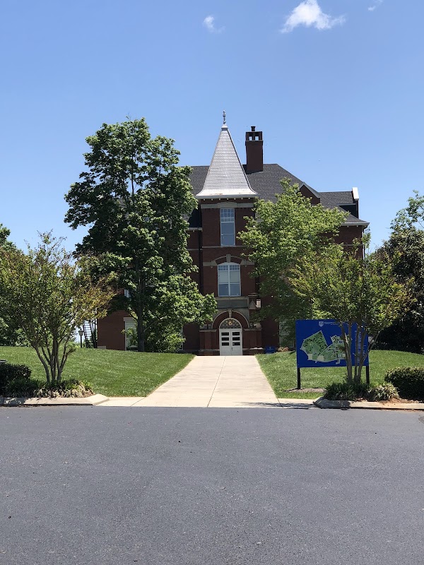 Tennessee Wesleyan University campus photo 2