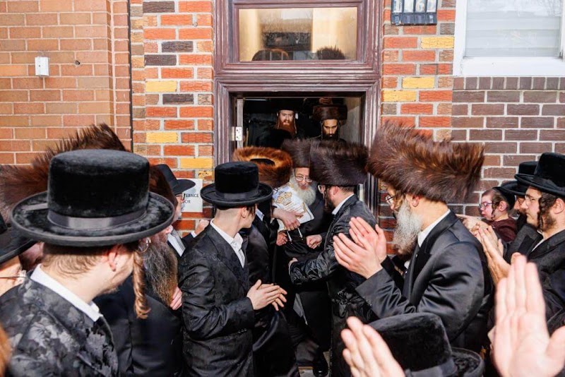 Yeshiva Gedolah Imrei Yosef D'spinka campus photo 1