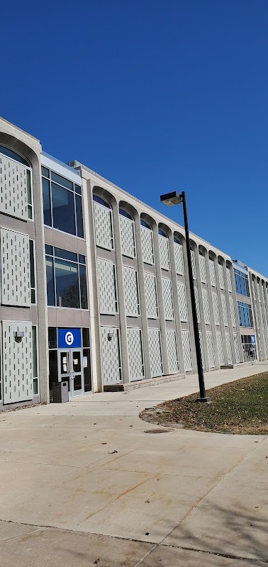 Macomb Community College campus photo 4