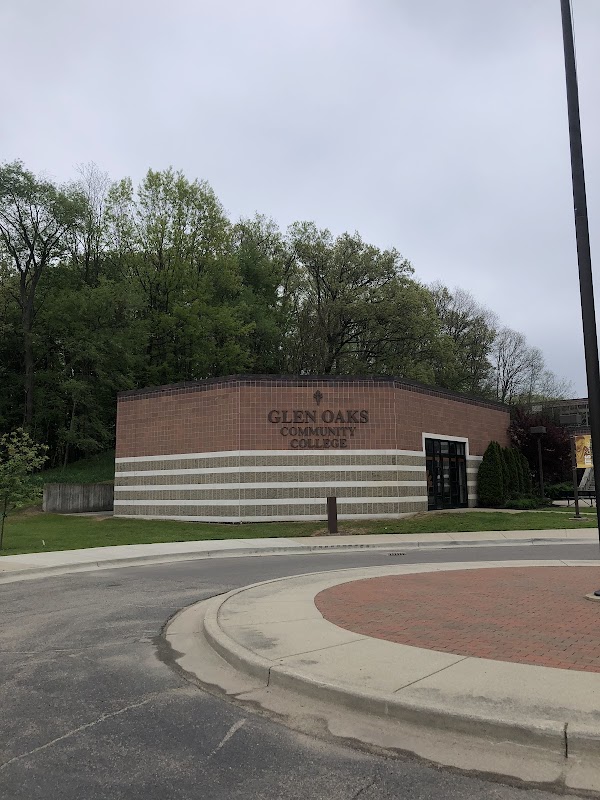 Glen Oaks Community College campus photo 2