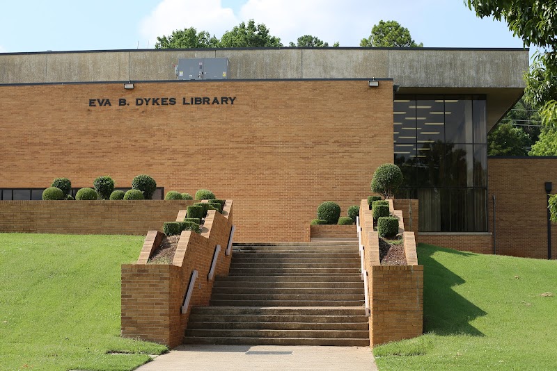 Oakwood University campus photo 3