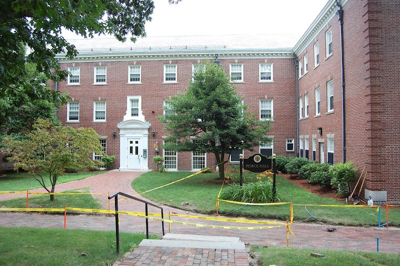 Framingham State University campus photo 3