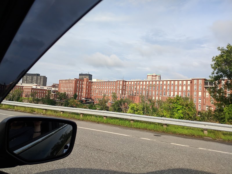 University of New Hampshire at Manchester campus photo 5