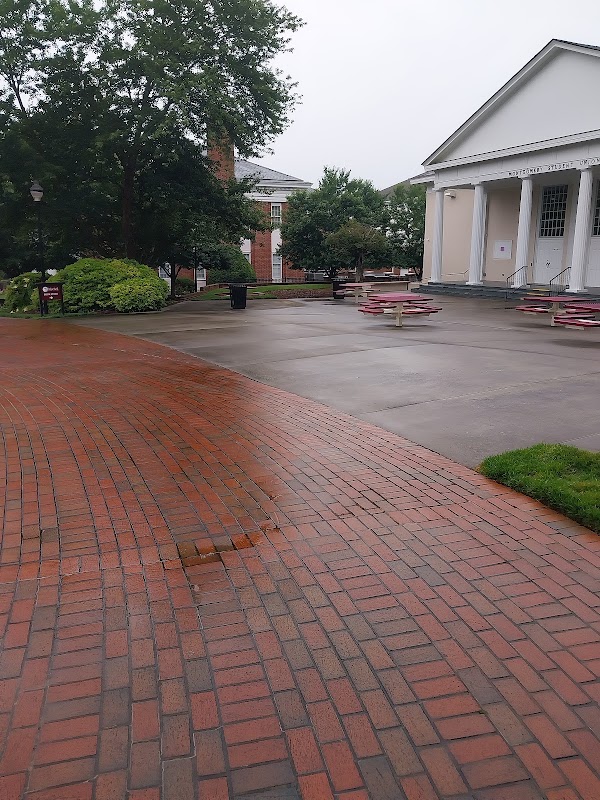 Mitchell Community College campus photo 3