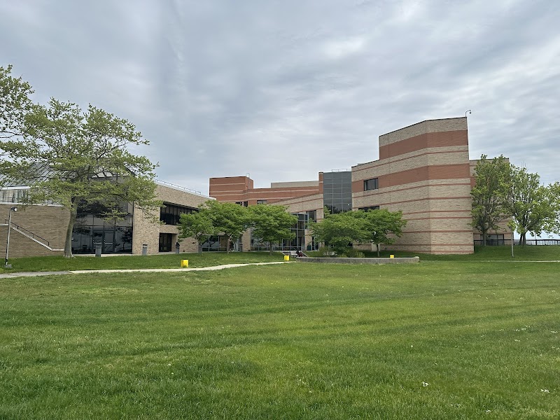 CUNY Kingsborough Community College campus photo 3
