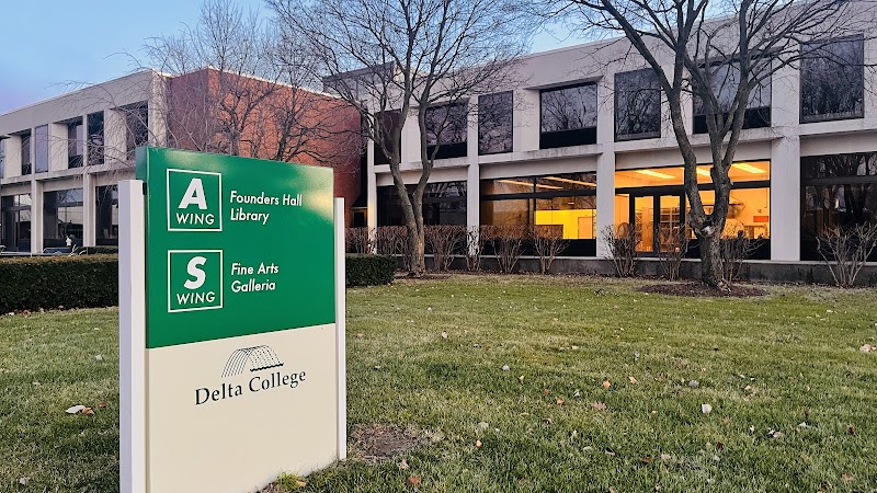 Delta College campus photo 4