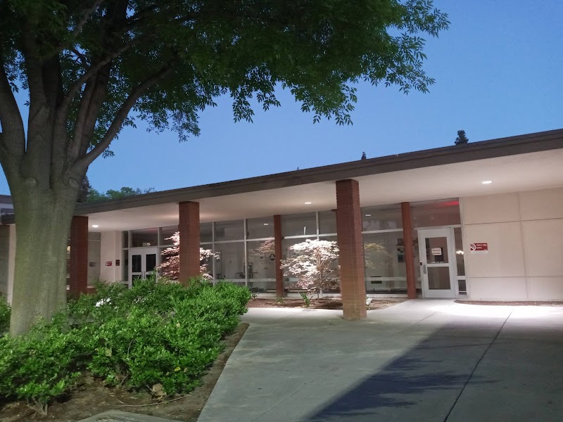 Bakersfield College campus photo 4