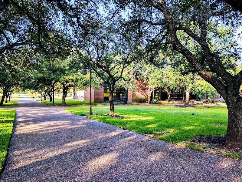 Prairie View A & M University campus photo 4