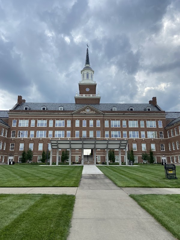 University of Cincinnati-Main Campus campus photo 2