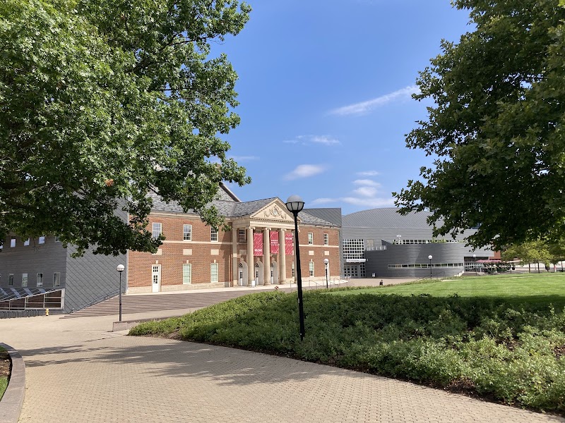 University of Cincinnati-Main Campus campus photo 3