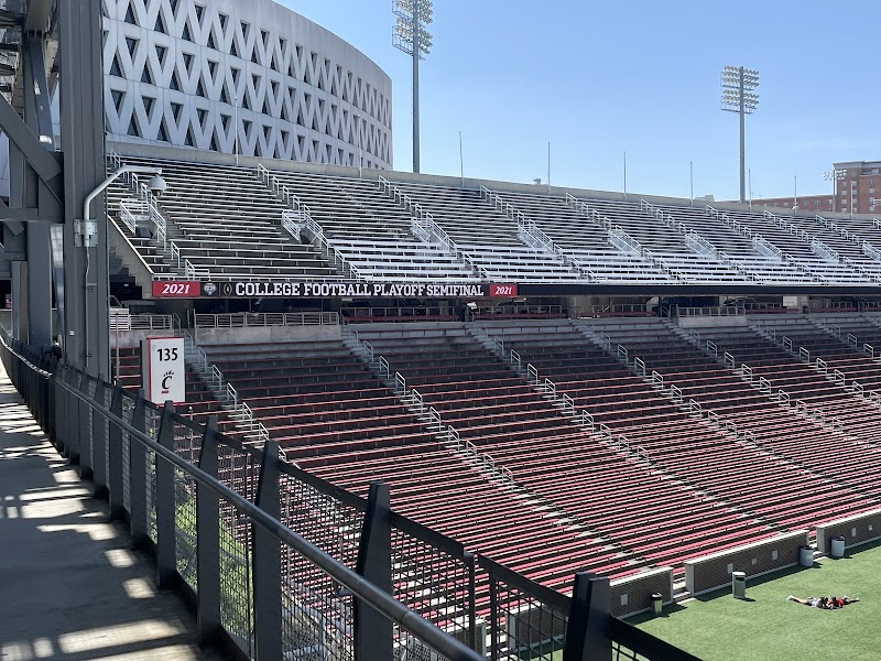 University of Cincinnati-Main Campus campus photo 5