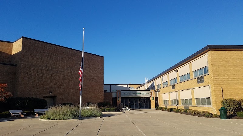 Ivy Tech Community College-Hamilton County campus photo 4