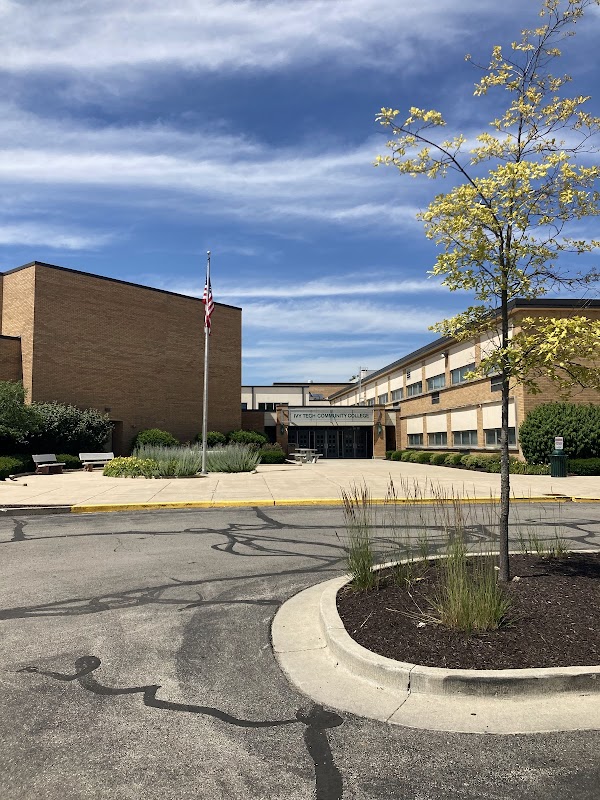 Ivy Tech Community College-Hamilton County campus photo 5