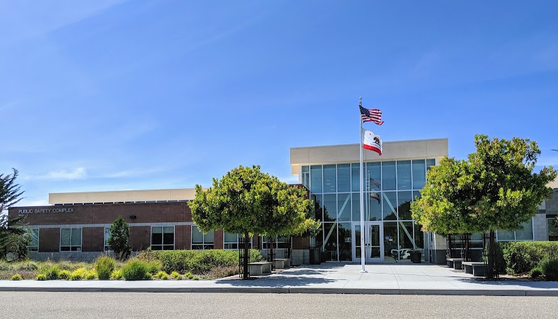 Allan Hancock College campus photo 1