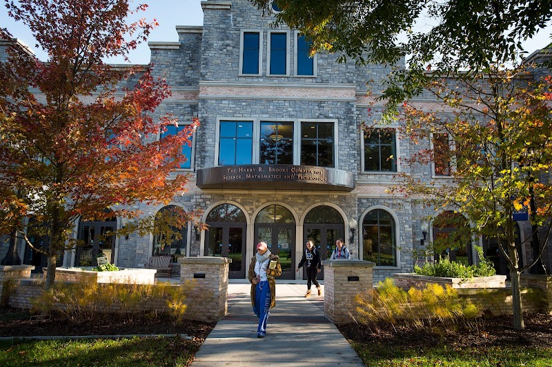 Wilson College campus photo 2