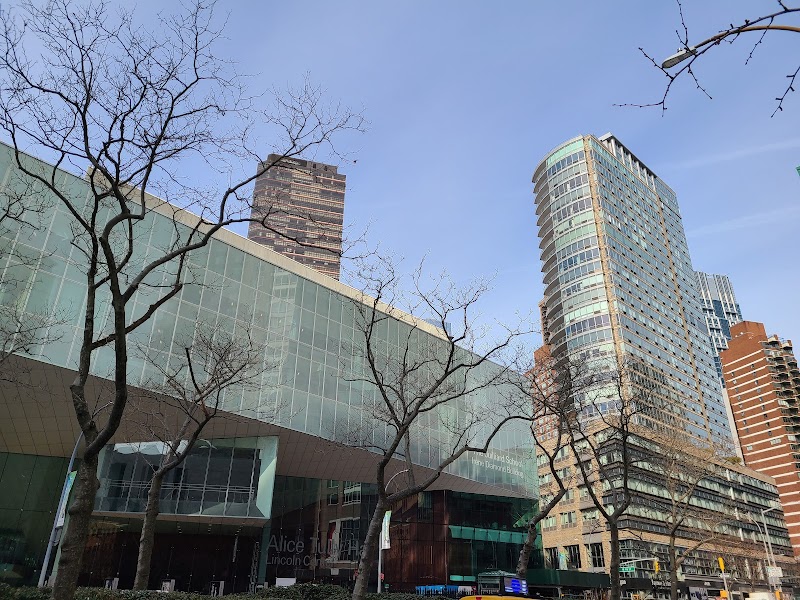 The Juilliard School campus photo 1