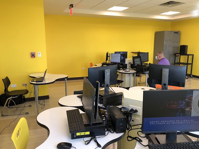 Inter American University of Puerto Rico-Guayama campus photo 3