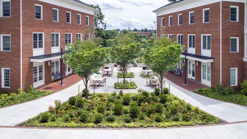Washington and Lee University campus photo 3