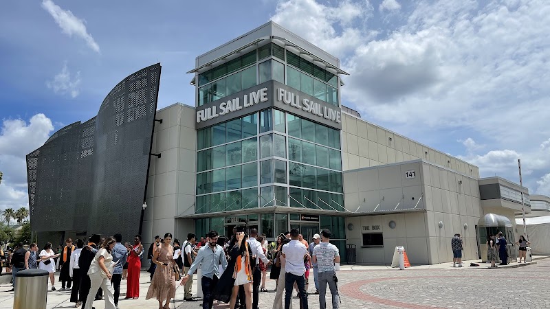 Full Sail University campus photo 3