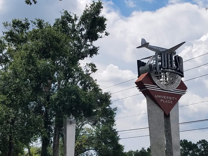 Full Sail University campus photo 4