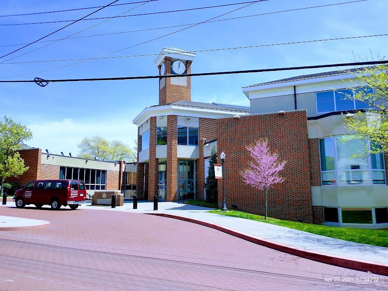 Washington & Jefferson College campus photo 4