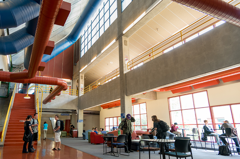 Lake Washington Institute of Technology campus photo 4