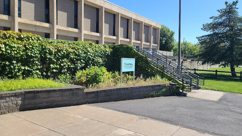 State University of New York at Oswego campus photo 4
