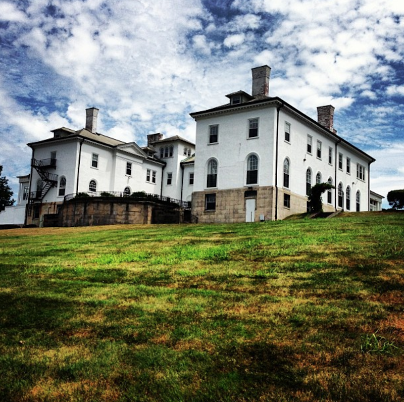 Albertus Magnus College campus photo 4