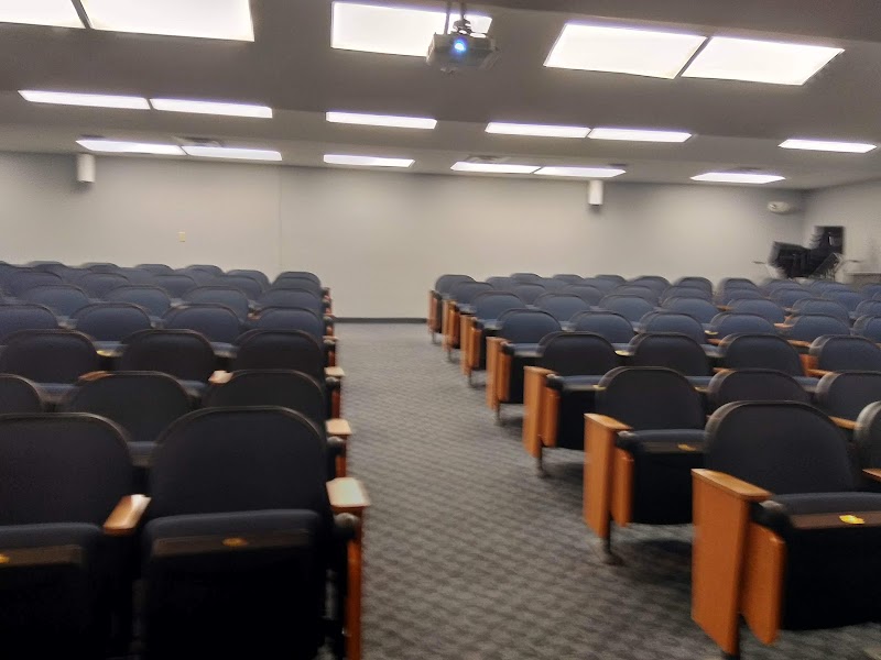 Lenoir Community College campus photo 4