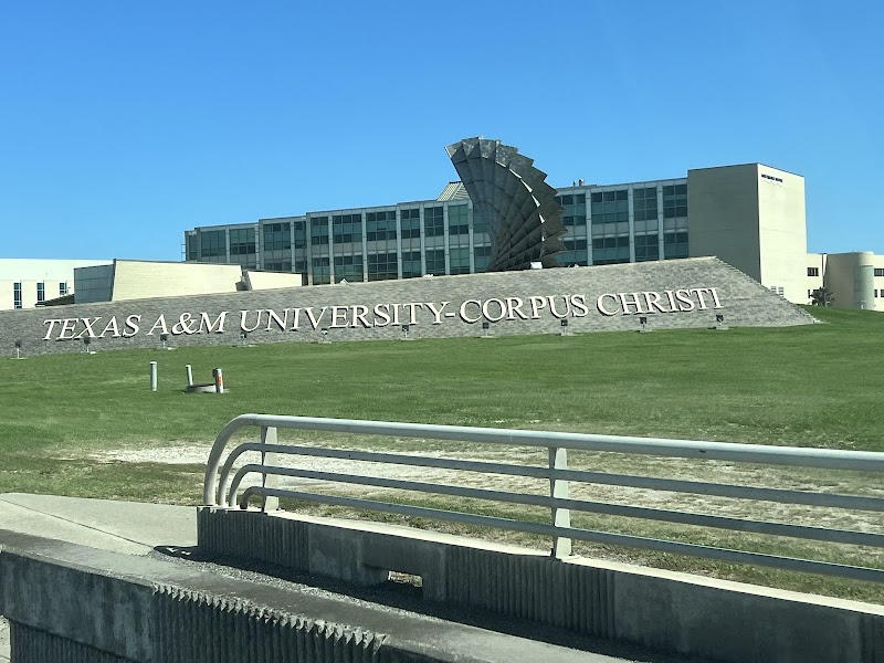Texas A & M University-Corpus Christi campus photo 3