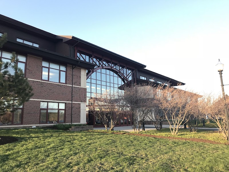 Aurora University campus photo 2