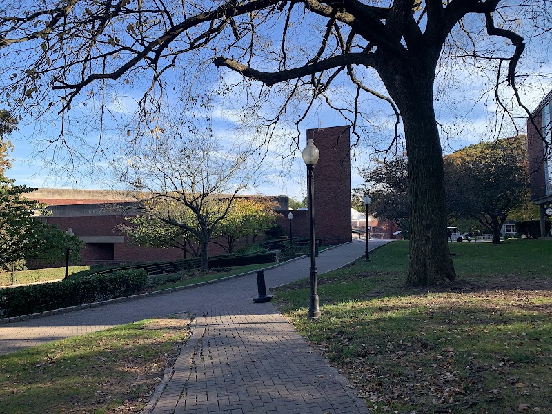Wagner College campus photo 4