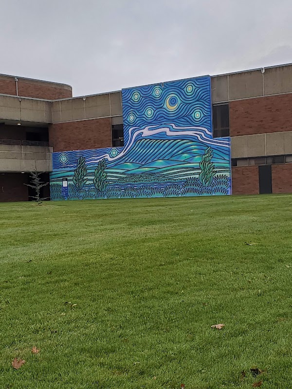 Linn-Benton Community College campus photo 3