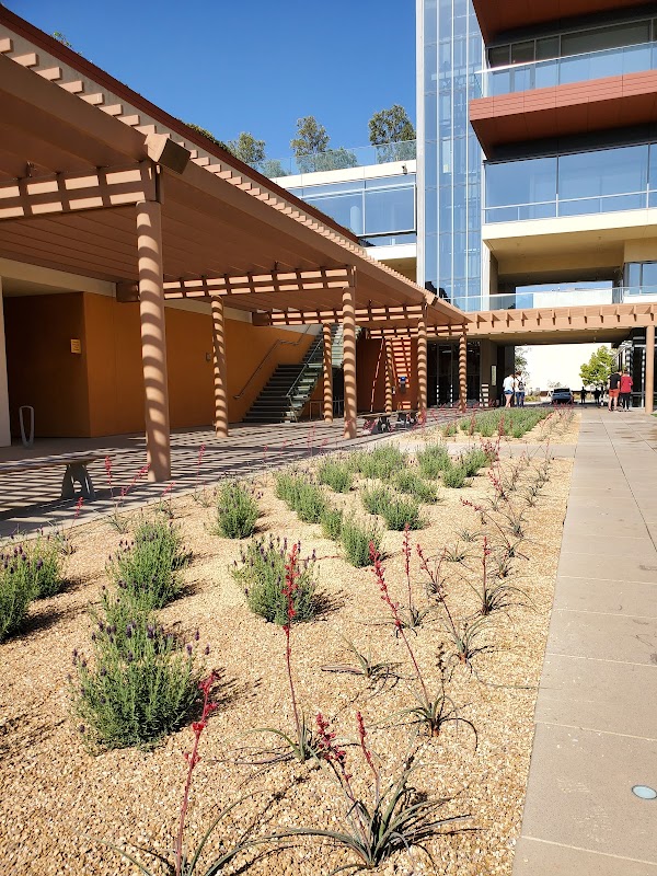 Claremont McKenna College campus photo 2