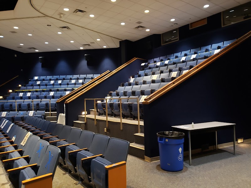 Elgin Community College campus photo 4