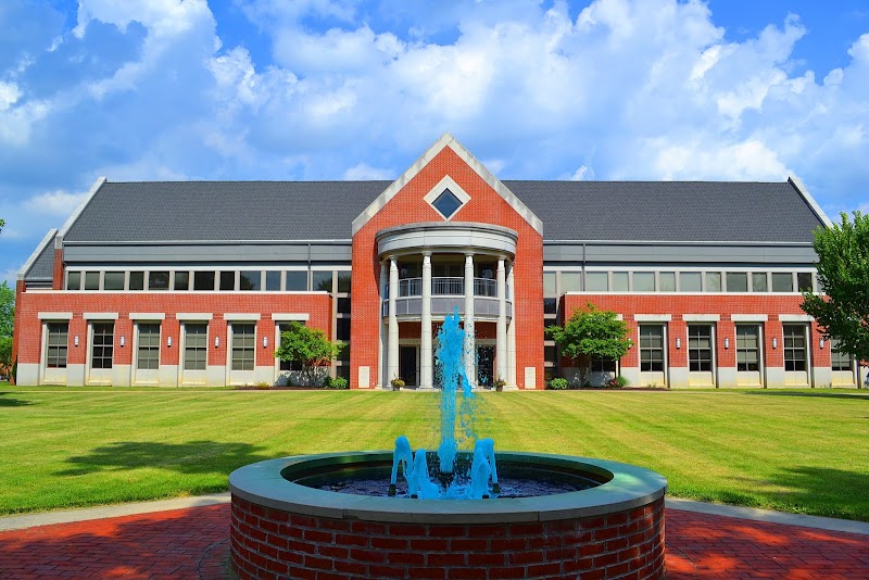 Defiance College campus photo 2